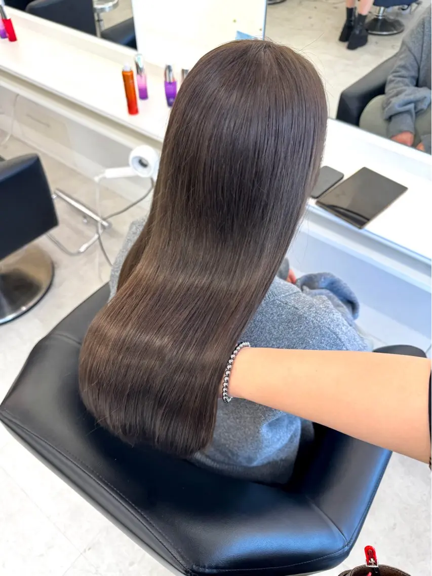 ロング カラー ヘアカラー ParveMix 楠本結菜のヘアスタイル