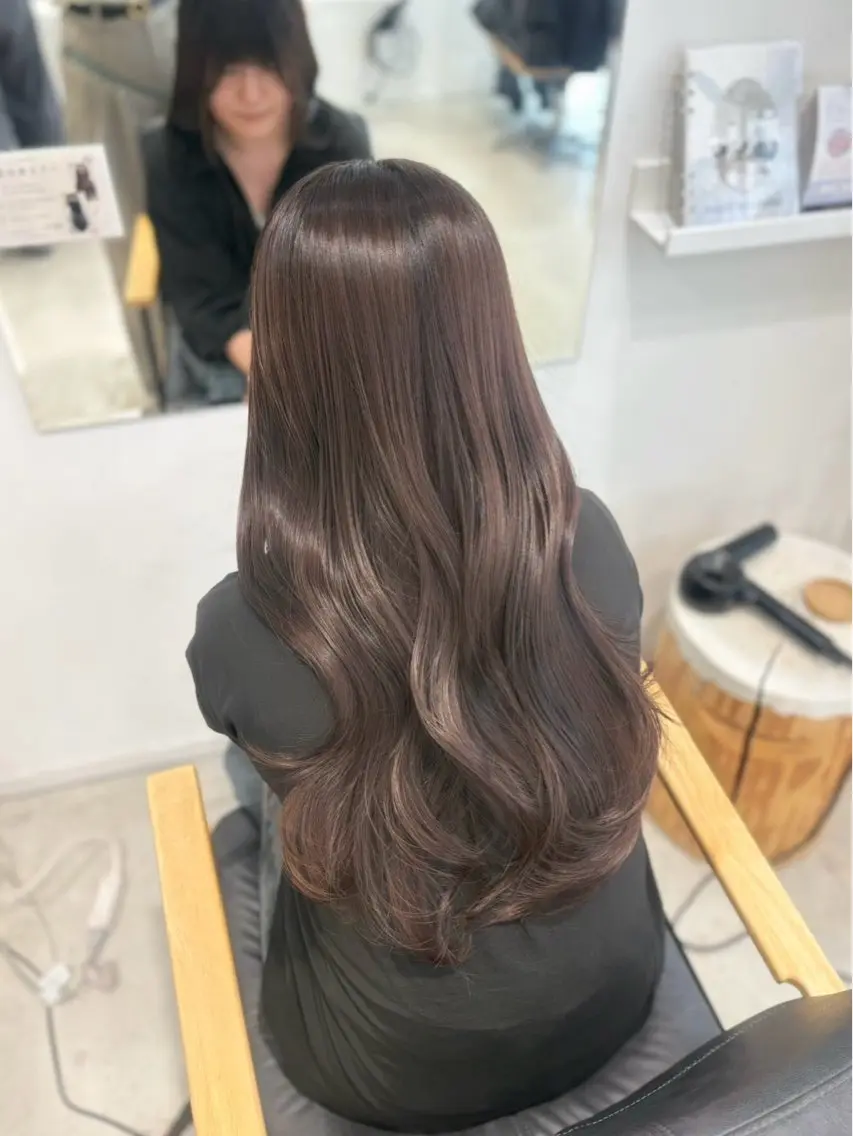 ロング カラー ヘアカラー 木谷 彩音のヘアスタイル