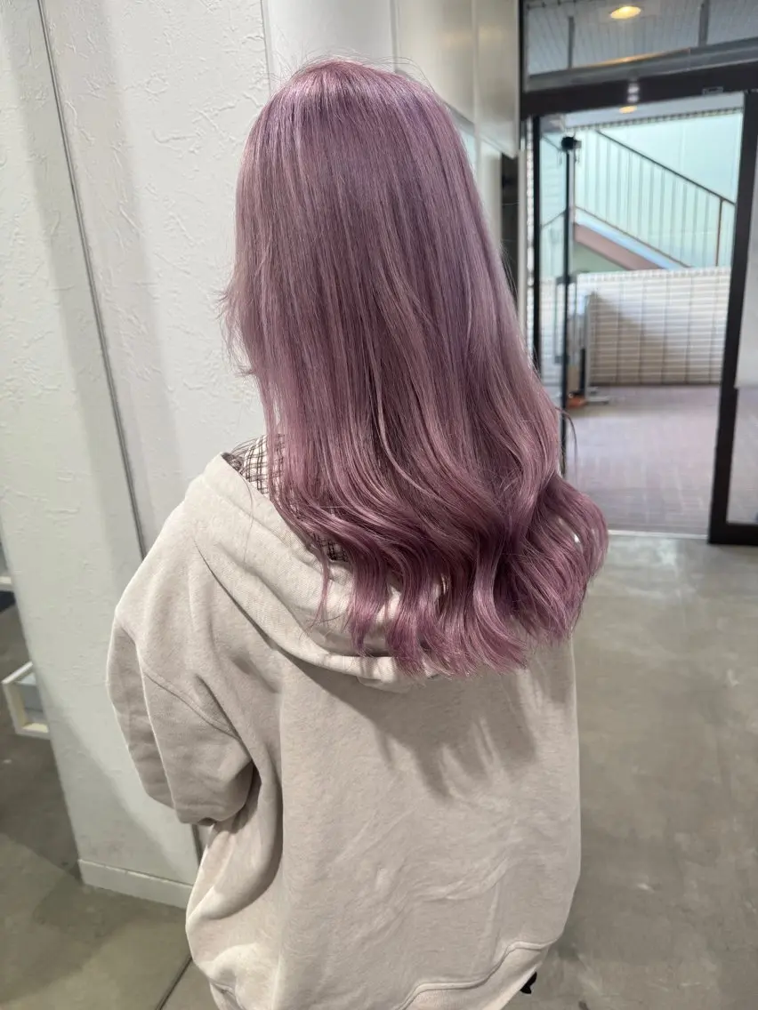 ロング カラー ヘアカラー ハイトーン/レイヤー /艶カラー🎀のヘアスタイル