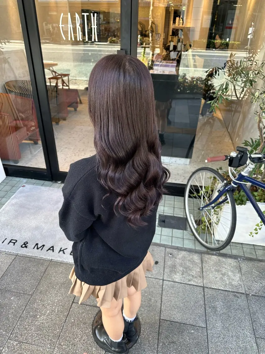 ミディアム カット ヘアカラー 【髪型迷ってる方◎】 EARTH髙橋のヘアスタイル