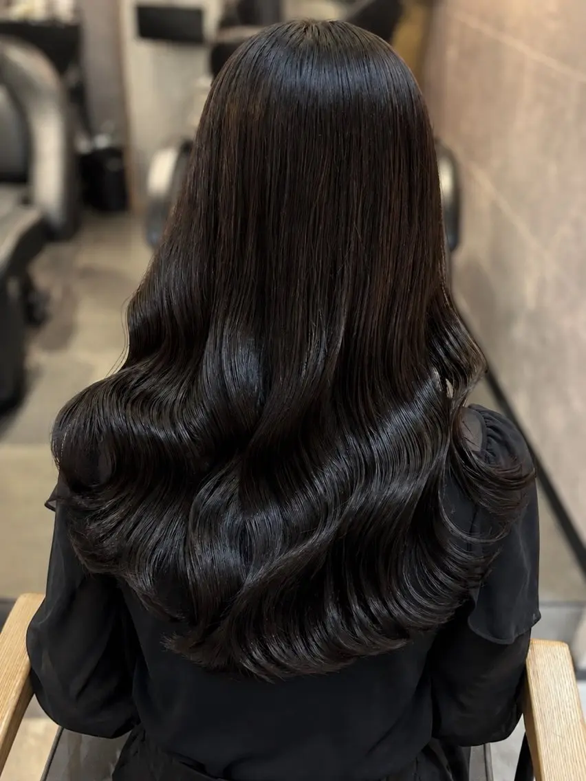 ロング カラー ヘアカラー 🎀🎶はがりな ワンカラー💝のヘアスタイル