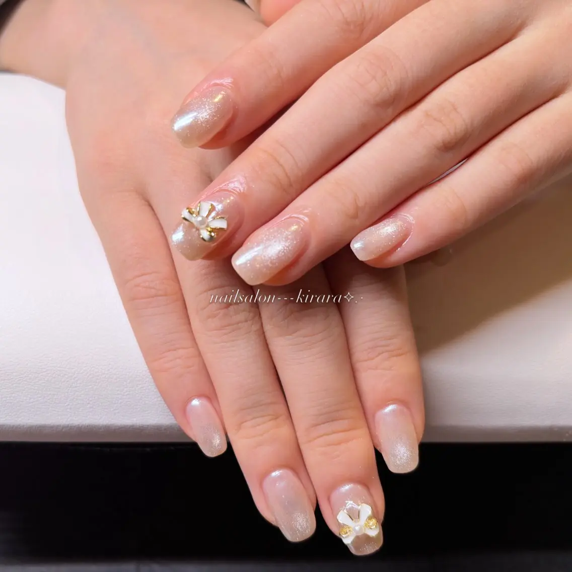 ネイル ミラーネイル nail kirara💎✨のネイルデザイン