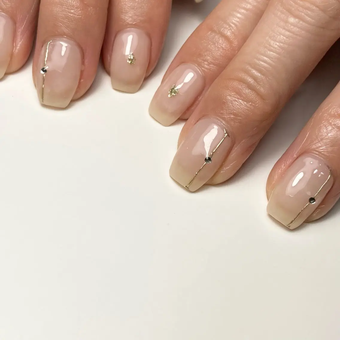 ネイル ハンドネイル Legit nail salonのネイルデザイン