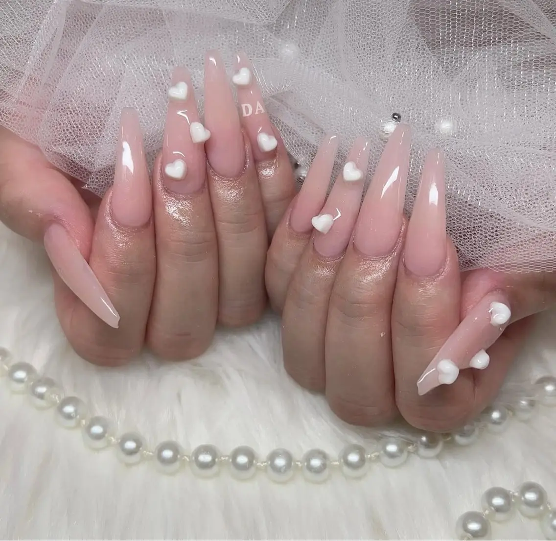 ネイル 成人式 ロングネイル マグネットネイル 大理石ネイル(マーブル) リボン ハンドネイル ZUZU AMEE NAILのネイルデザイン