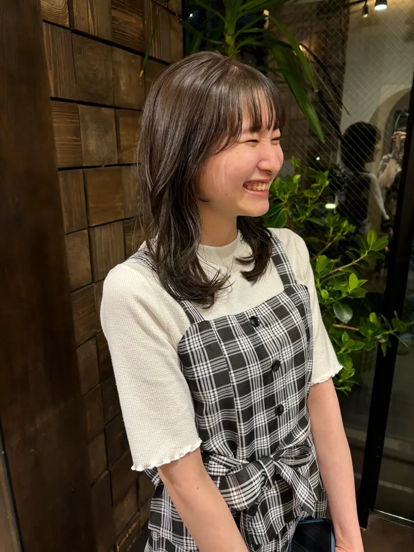 ミディアム レイヤーカット MINXginza タイラミユネのヘアスタイル