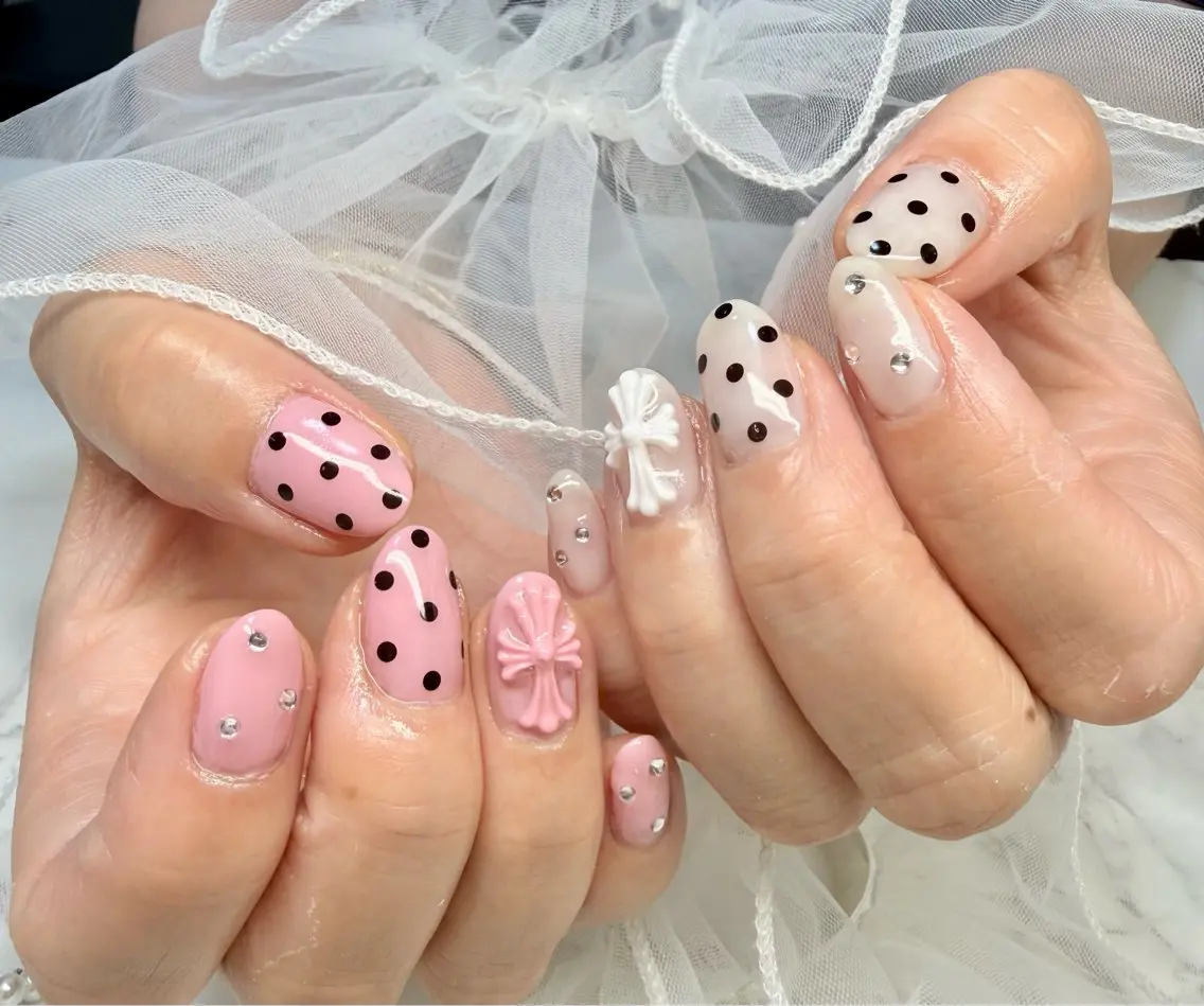 ネイル アートネイル チークネイル フラッシュネイル フラッシュマグ フレンチネイル Mai’s nailのネイルデザイン