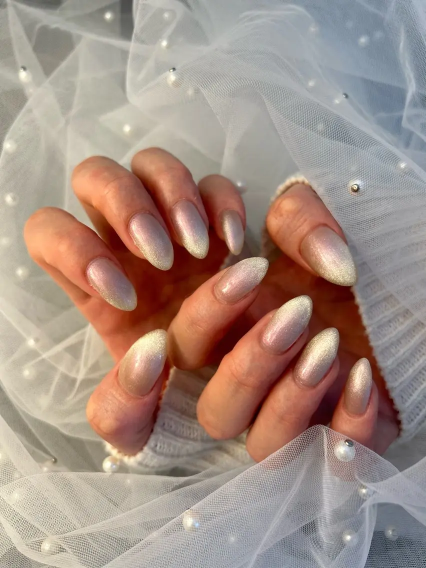 ネイル ハンドネイル フットネイル ✴︎ Delightのネイルデザイン