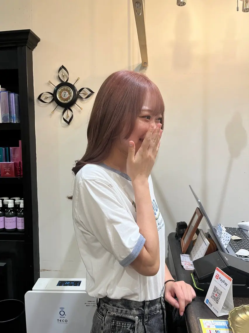 カラー 竹内 穂乃佳のヘアスタイル