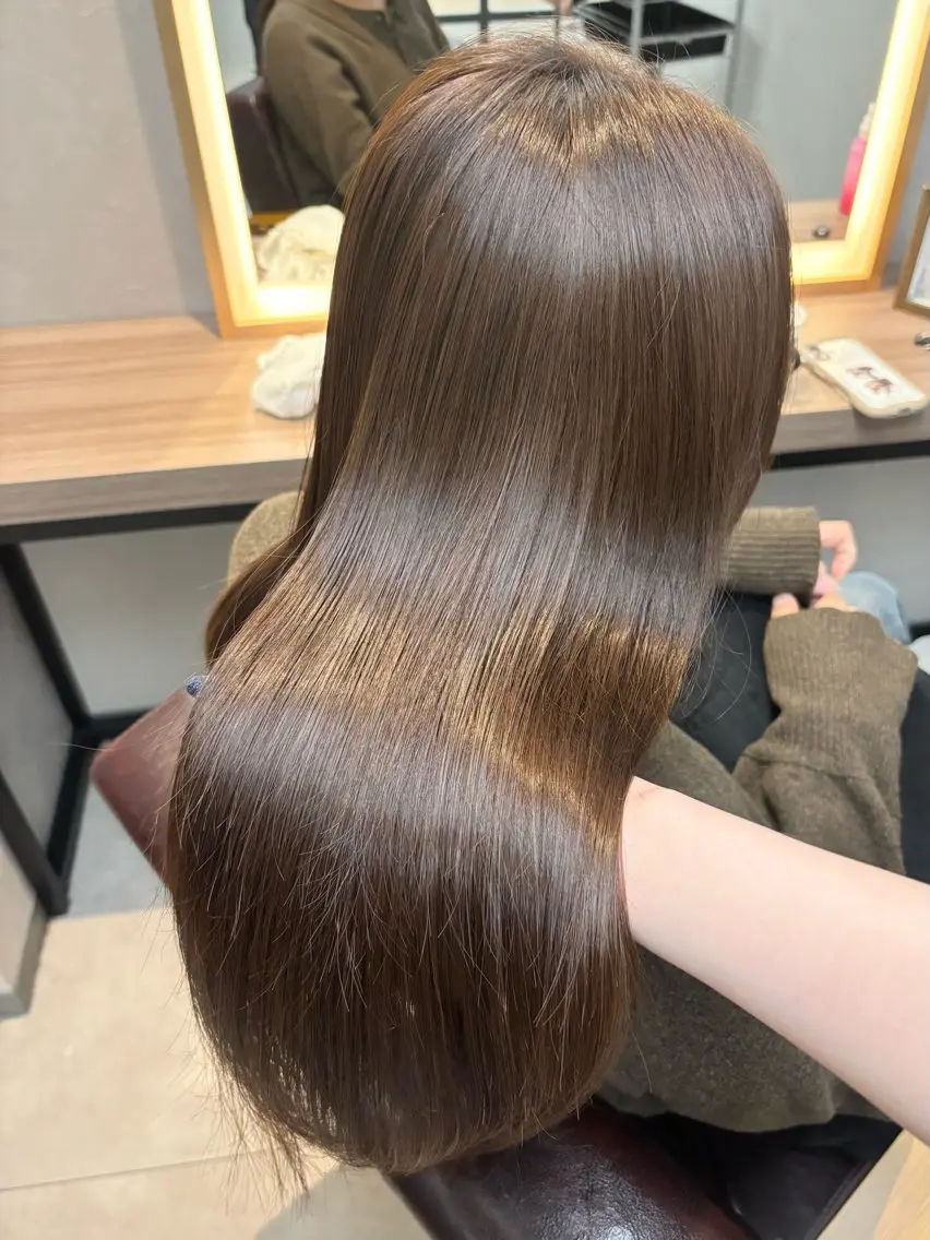 カラー ベージュカラー カット ヘアカラー トリートメント レイヤー✂︎ぷつボブ 艶カラー🤍noaのヘアスタイル