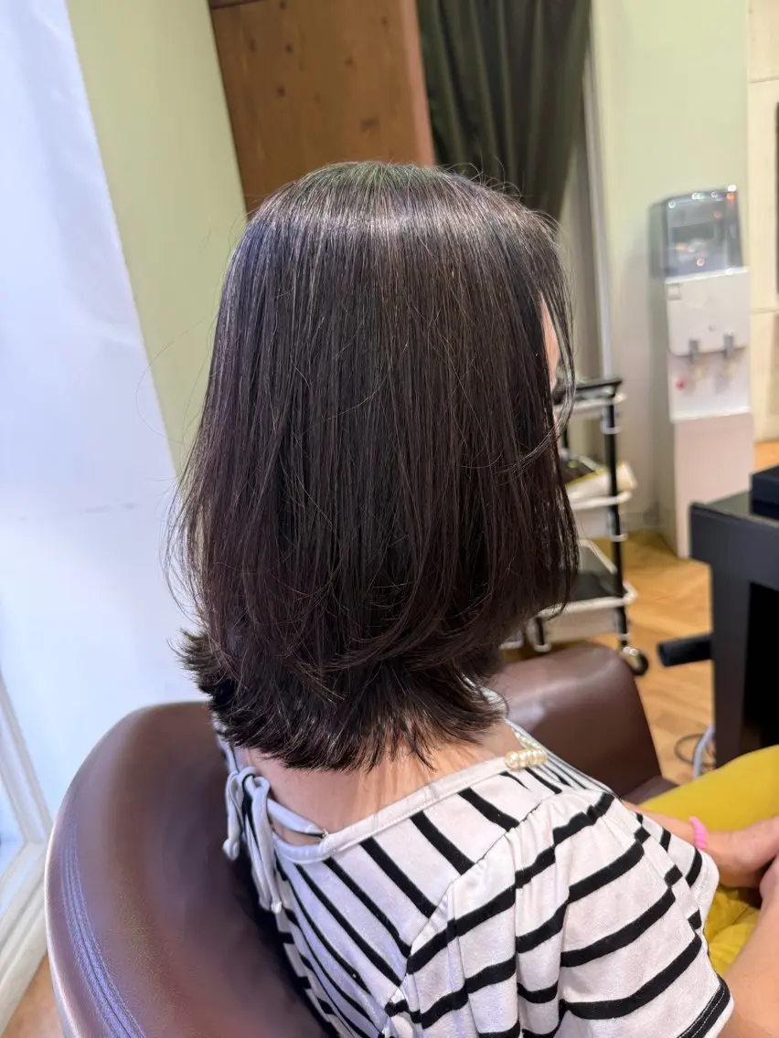 ミディアム レイヤーカット 溝口 槙里也のヘアスタイル