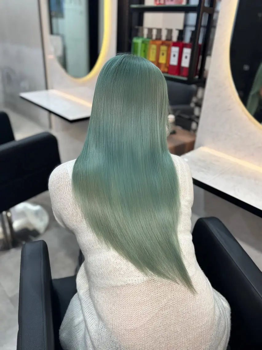 ロング カラー 🎀 ブリーチ NANAMI🎀のヘアスタイル