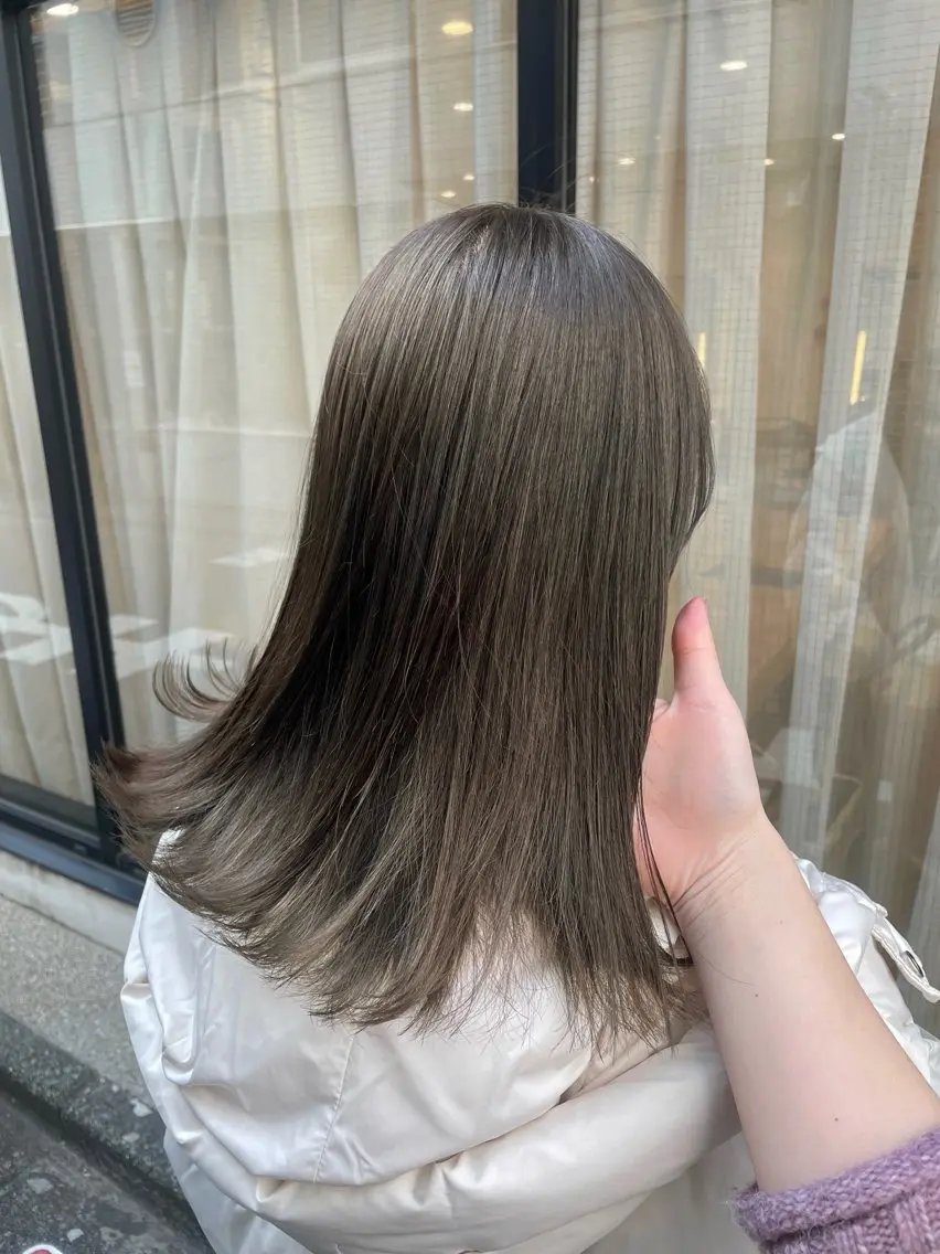 ミディアム カラー オリーブカラー ヘアカラー カラー/レイヤー/ 髪質改善/PAAQのヘアスタイル