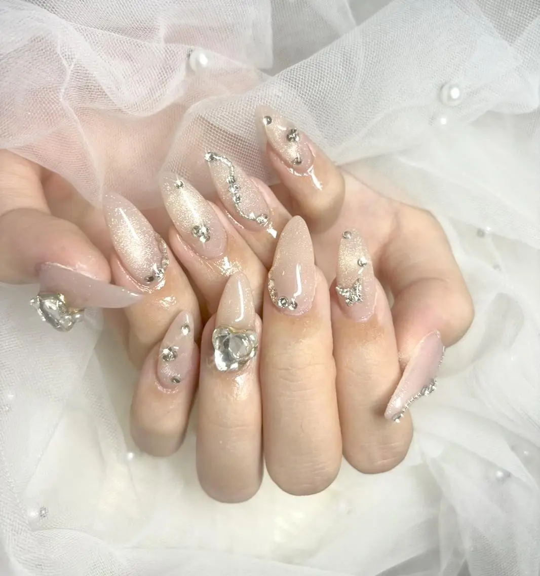 ネイル キラキラネイル nail salon Ellisのネイルデザイン