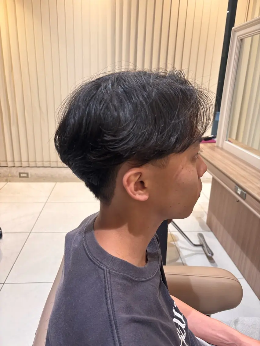 メンズ 縮毛矯正 Ash元住吉 クサカハルトのヘアスタイル