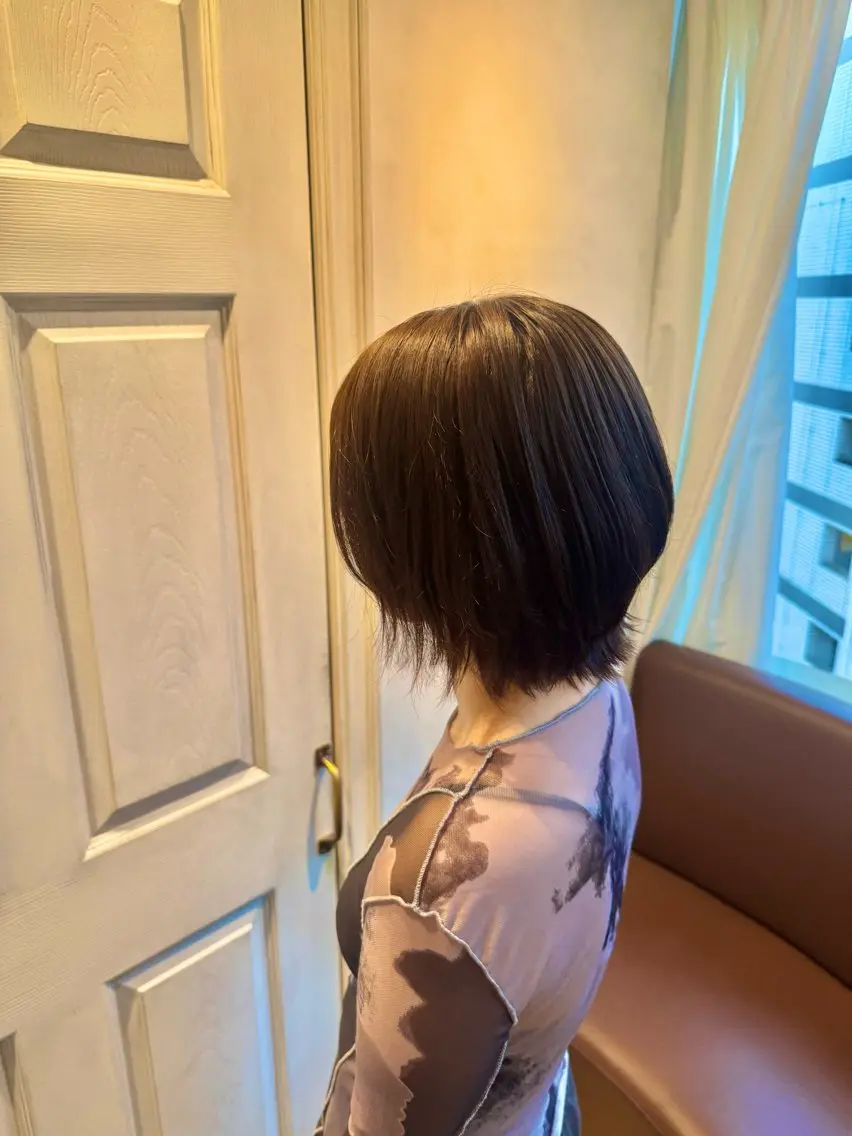 ショート ボブレイヤー ボブ レイヤーカット カット 透明感カラー💜 モテ髪 空陽💙のヘアスタイル
