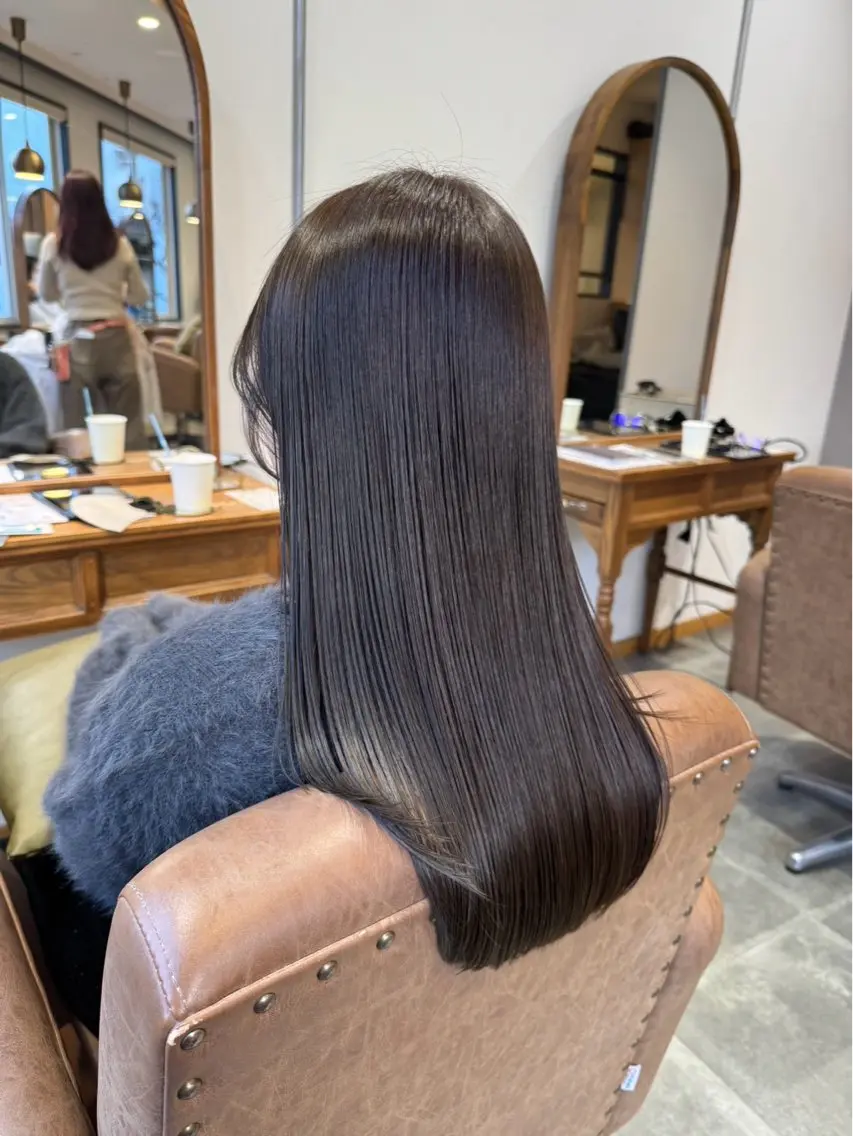 ロング カット ヘアカラー トリートメント 大坪 壱成のヘアスタイル