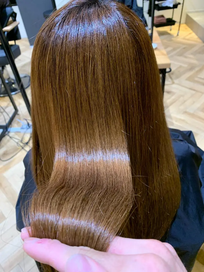 【SNSで話題】髪質改善酸熱ヘアエステトリートメントの写真