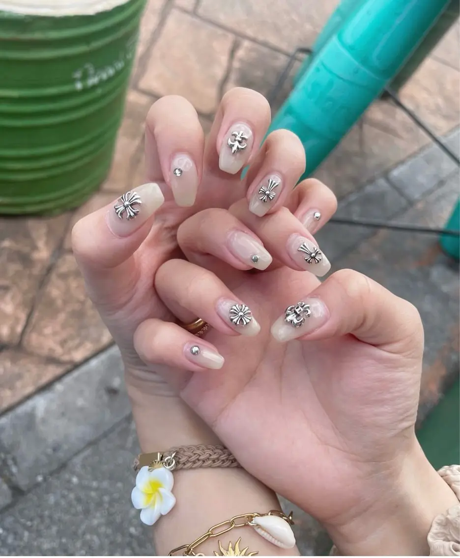 ネイル 韓国ネイル 持ち込み ニュアンスネイル ネイルチップ ハンドネイル TABI ANA.CHUOのネイルデザイン