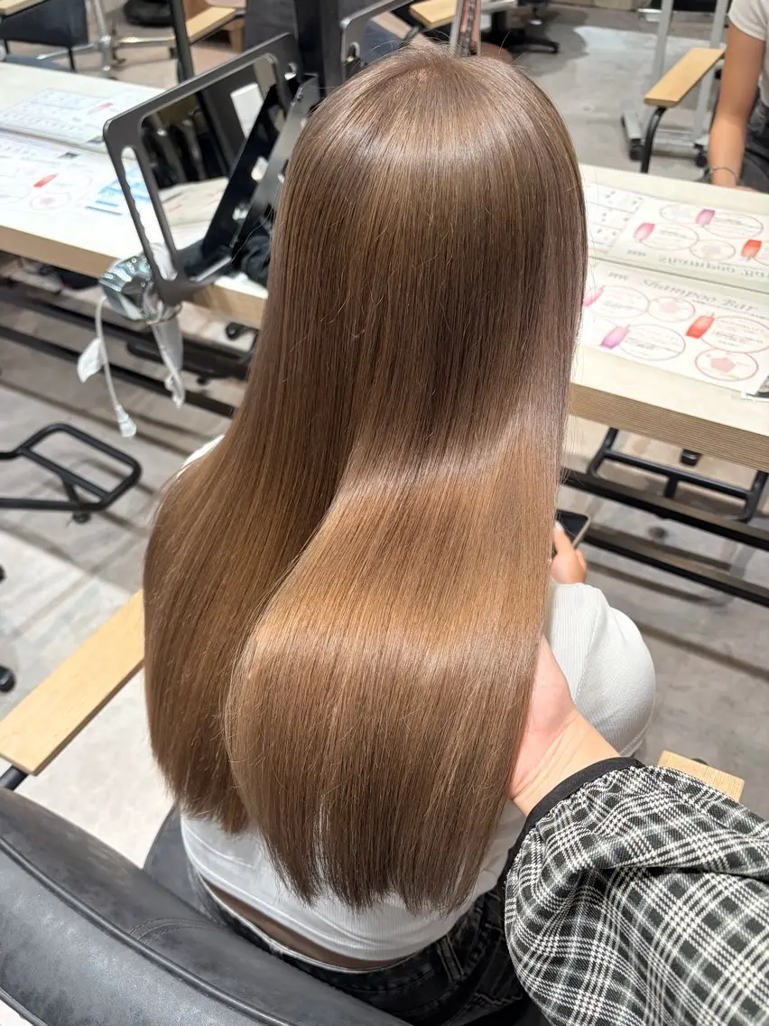 ロング カラー ヘアカラー 美髪縮毛 COCOROのヘアスタイル