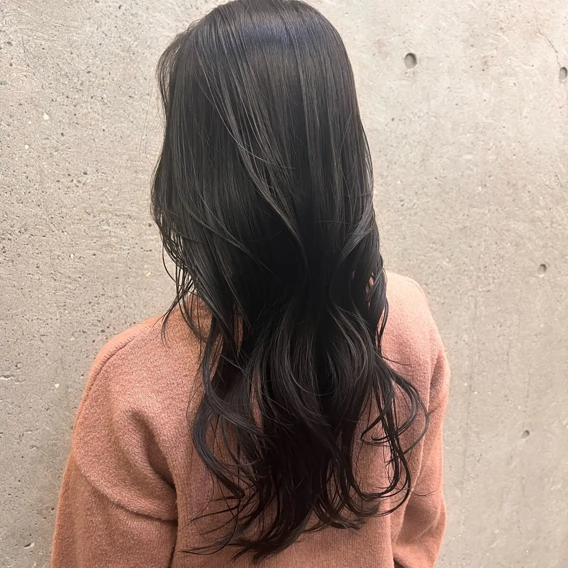 ロング カラー 透明感カラー オレンジ ヘアカラー トリートメント ムツキ/品のある 艶カラー/縮毛矯正のヘアスタイル