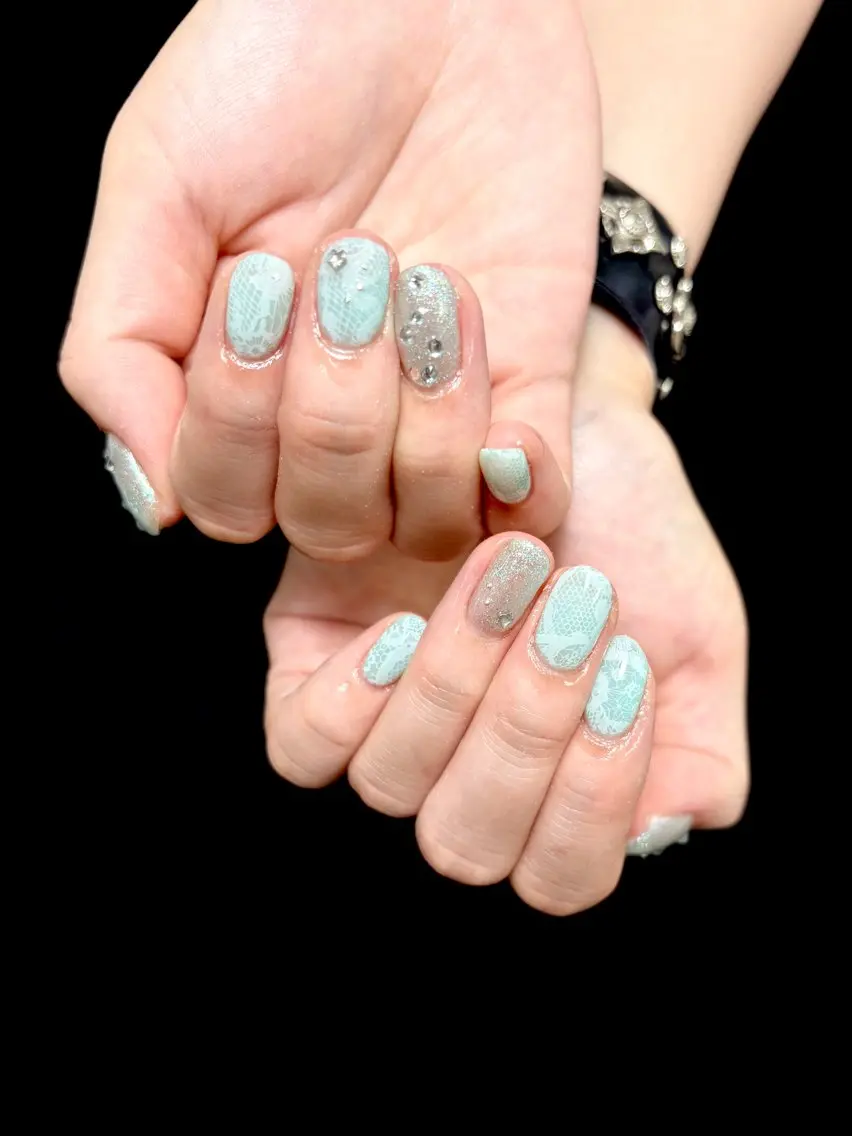 ネイル ハンドネイル ハンドケア ongles chicのネイルデザイン