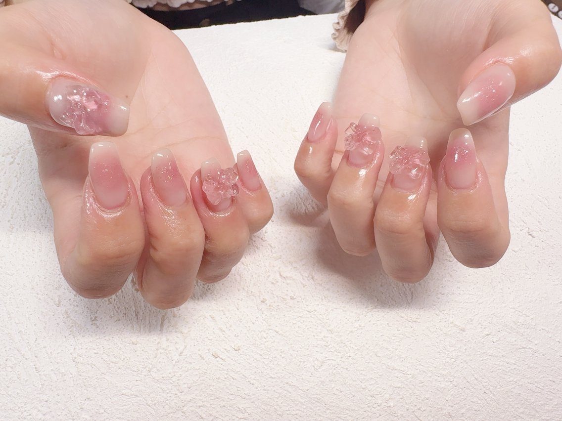 ネイル 持ち込み Regaro i.sのネイルデザイン
