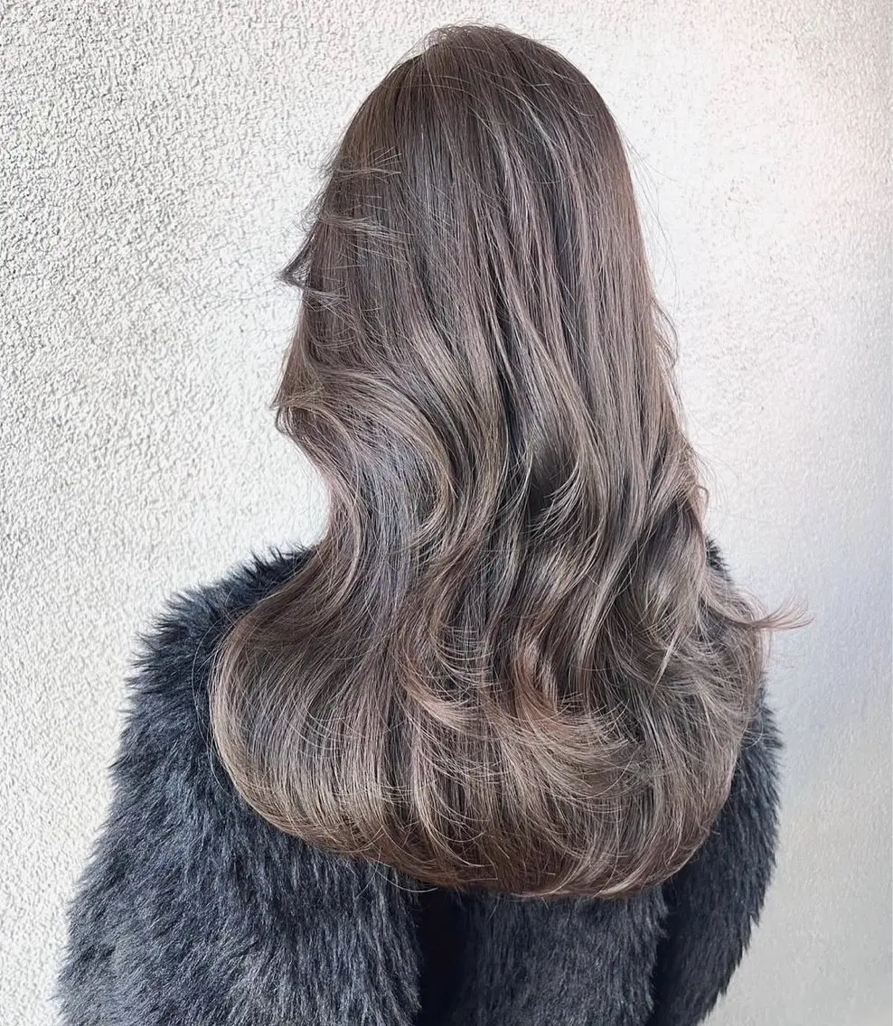 ロング カラー ヘアカラー 三井 千里のヘアスタイル