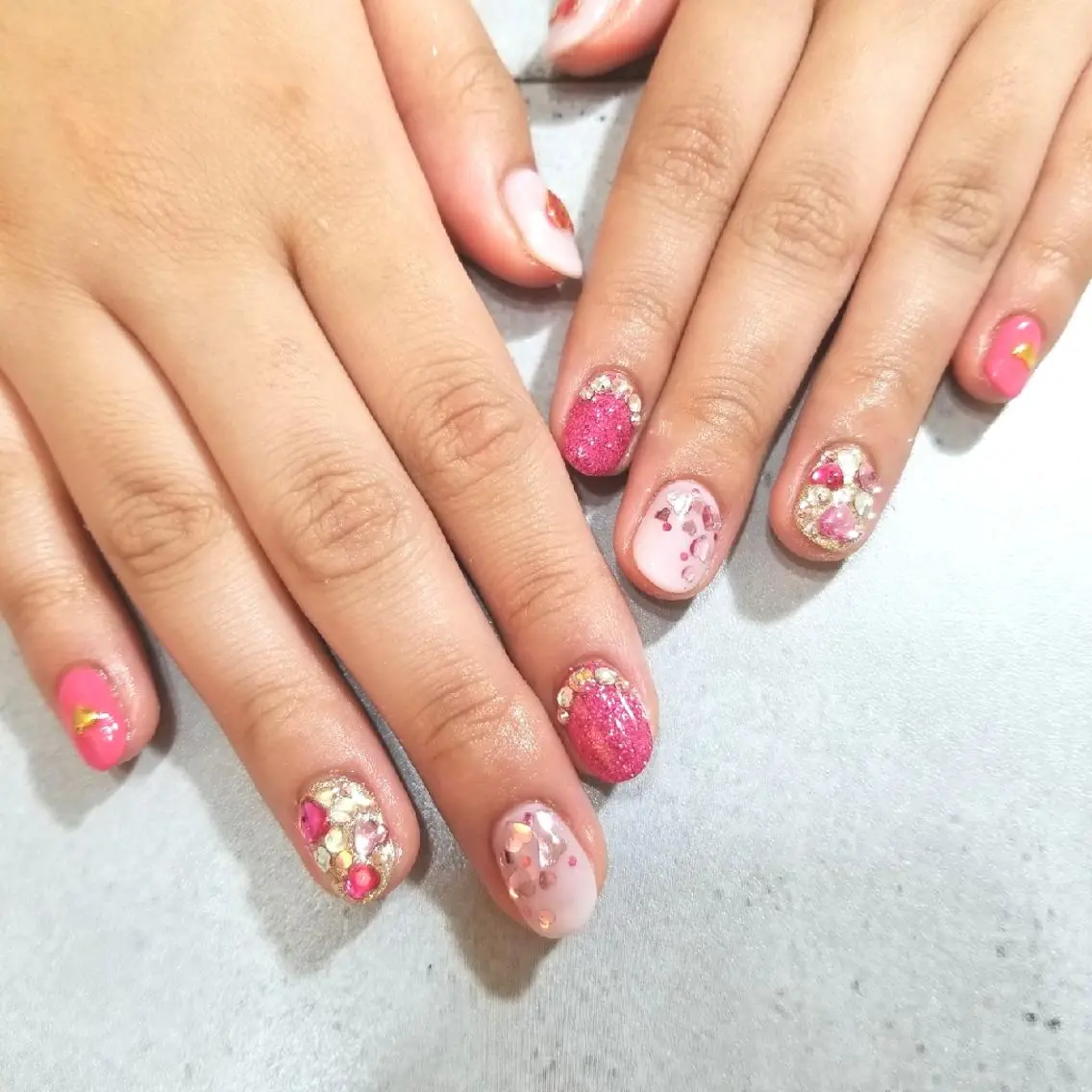ネイル アートネイル nijiiro🌈 サトウのネイルデザイン