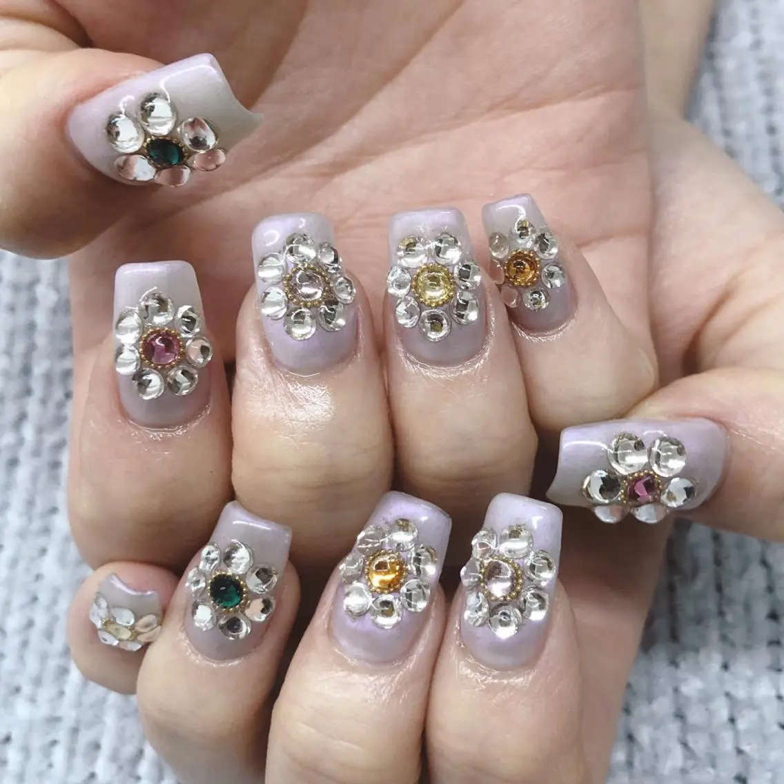 ネイル キラキラネイル ストーンネイル ハンドネイル MAYME TAMAKIのネイルデザイン