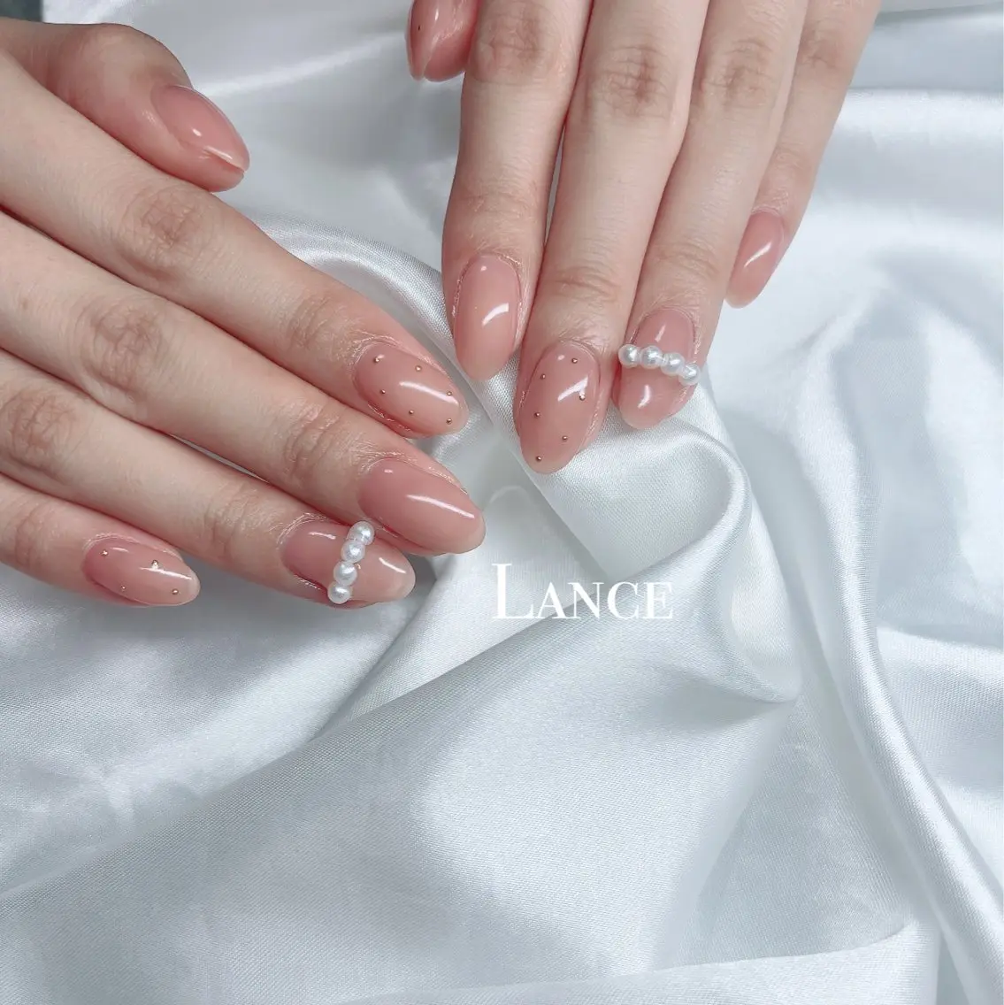 ネイル オーロラネイル フットネイル フレンチネイル キラキラネイル 韓国ネイル ハンドネイル Lance nailのネイルデザイン