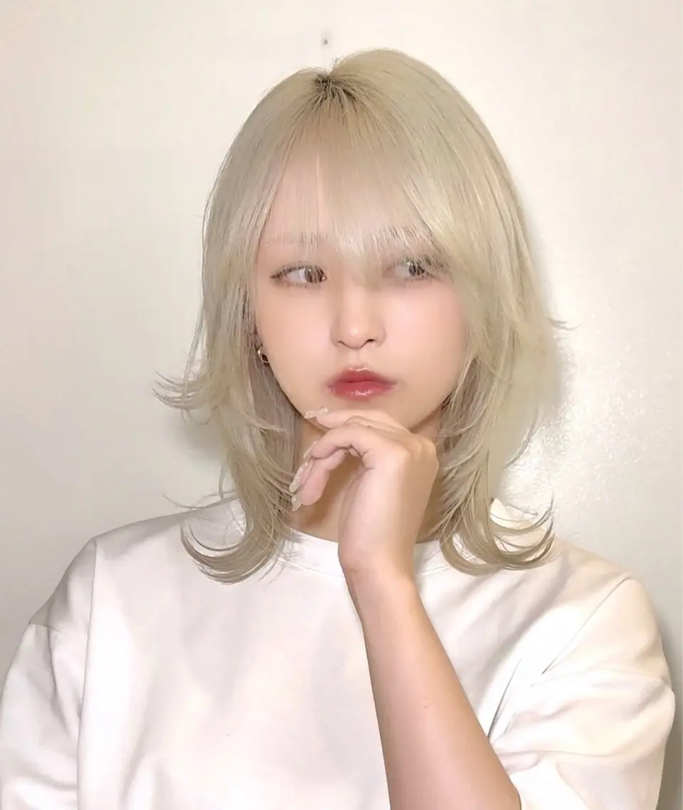 【ご新規様限定価格✨】 【平日限定】【レディース限定👩🦳】ケアブリーチWカラー +水素ケアトリートメント ❤️の写真