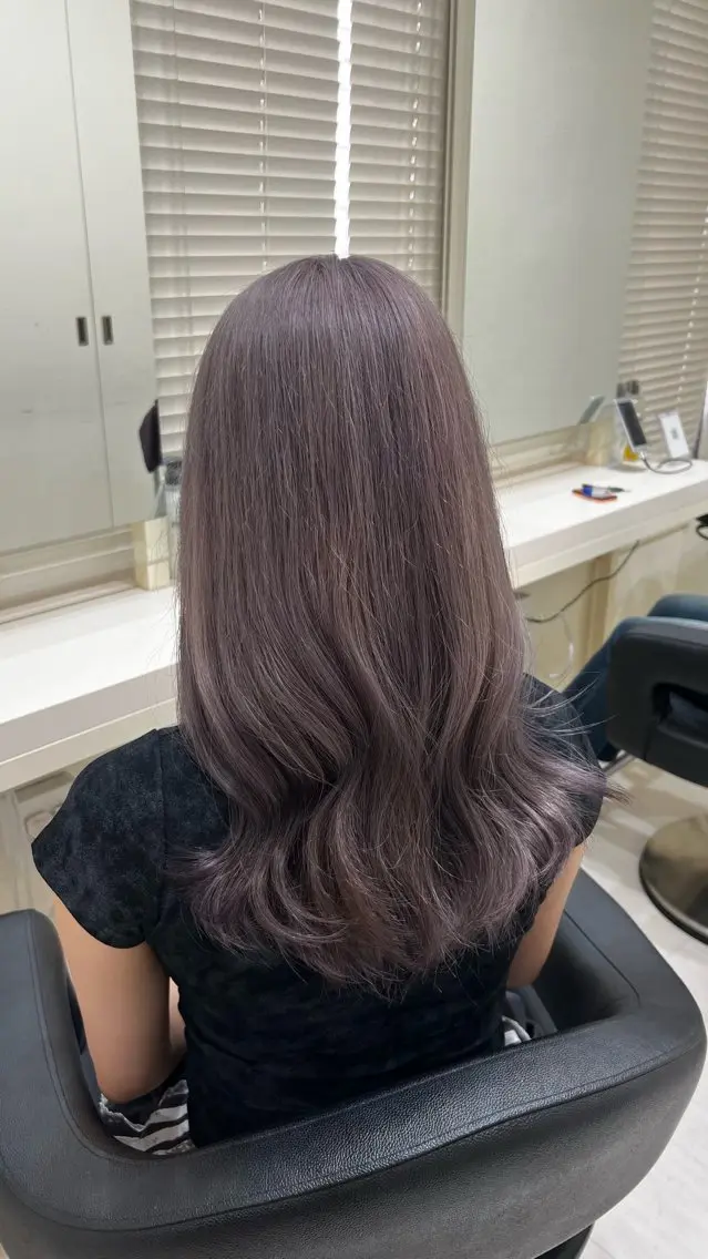 セミロング カラー ヘアアレンジ ヘアカラー 韓国レイヤー&ピンク 艶髪🩶maikoのヘアスタイル