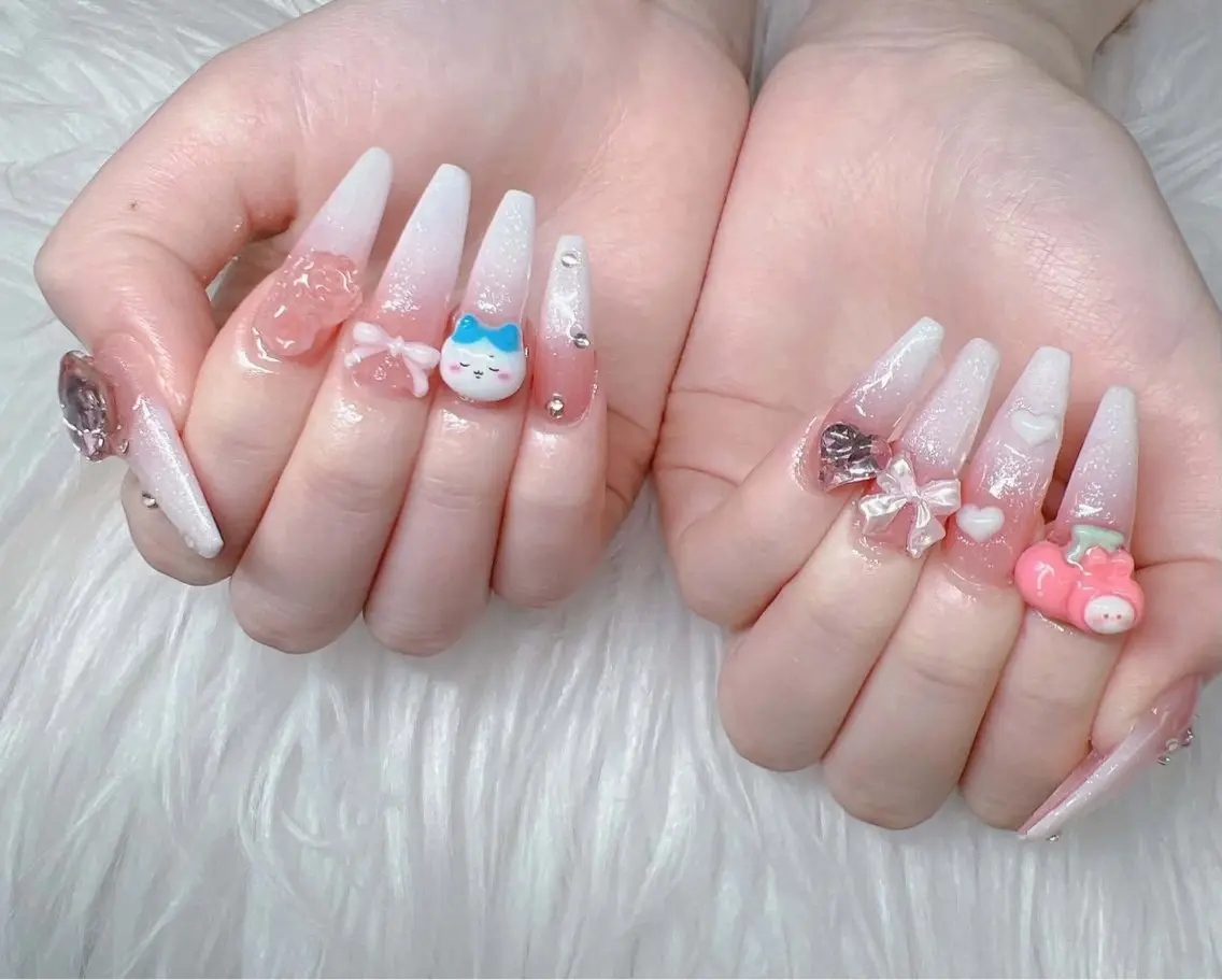 ネイル Lee Nailsのネイルデザイン