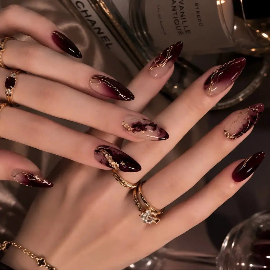 ネイル アニマル柄 フレンチネイル ジェルネイル 韓国ネイル ロングネイル ハンドネイル ハンドケア Blingg NailStudioのネイルデザイン