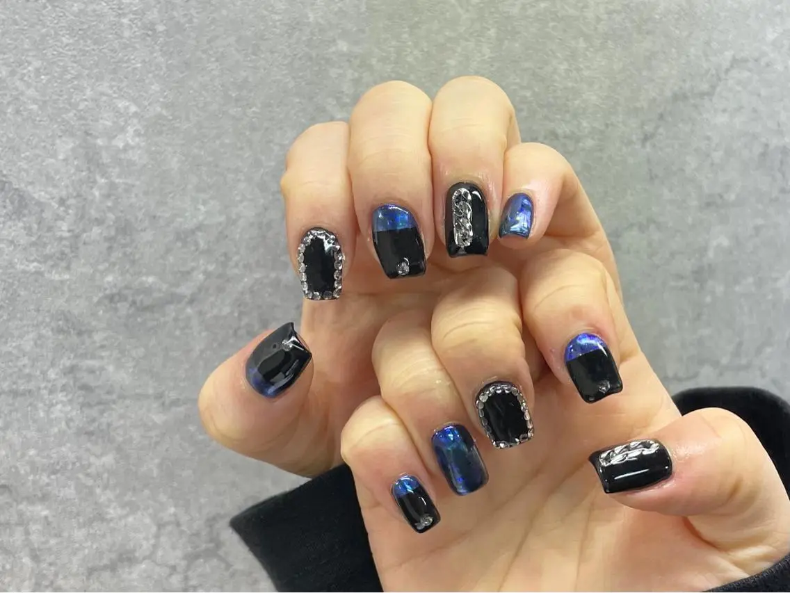 ネイル アートネイル ジェルネイル キラキラネイル 韓国ネイル ニュアンスネイル nailstudio eviz新宿店のネイルデザイン
