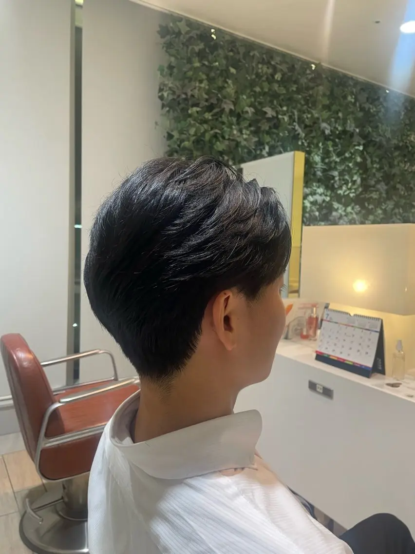 メンズ カット 平 真亜里のヘアスタイル