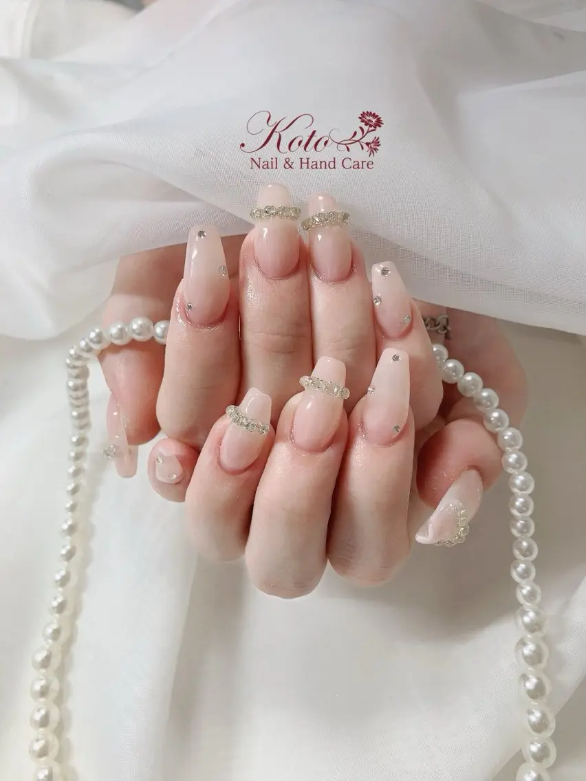 ネイル 長さ出し ジェルネイル 持ち込み ニュアンスネイル 赤色 ハンドネイル Nail Salon KOTOのネイルデザイン
