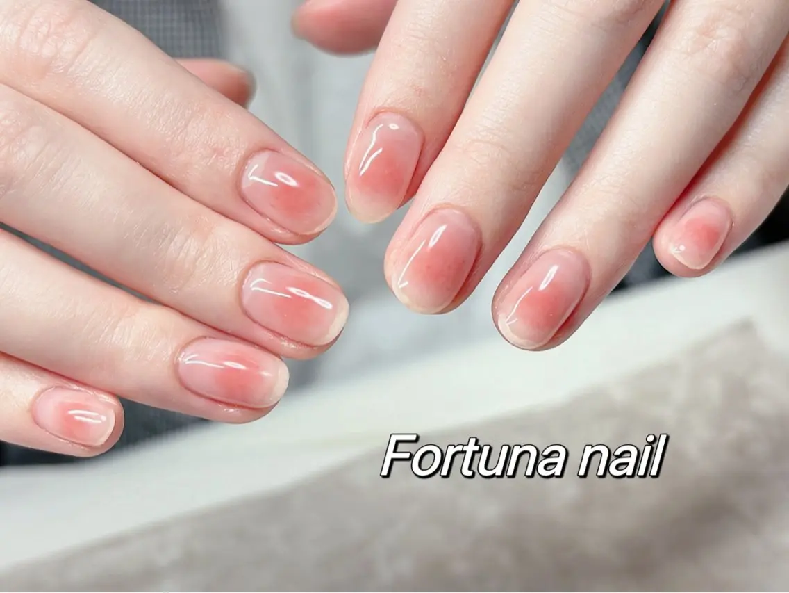 ネイル チークネイル ジェルネイル パラジェル Nail •Head スパFortunaのネイルデザイン