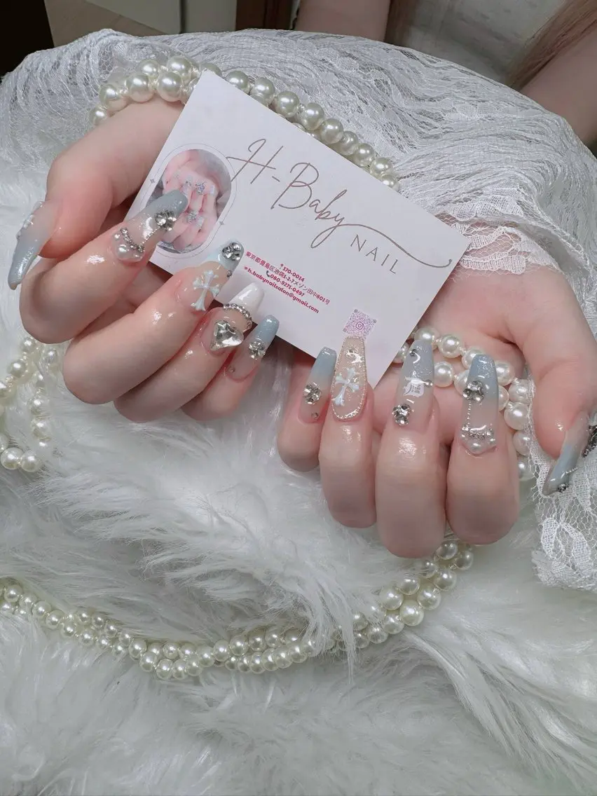 ネイル フレンチネイル ジェルネイル ガラスフレンチ ハロウィン ハート H.baby Nail Salonのネイルデザイン