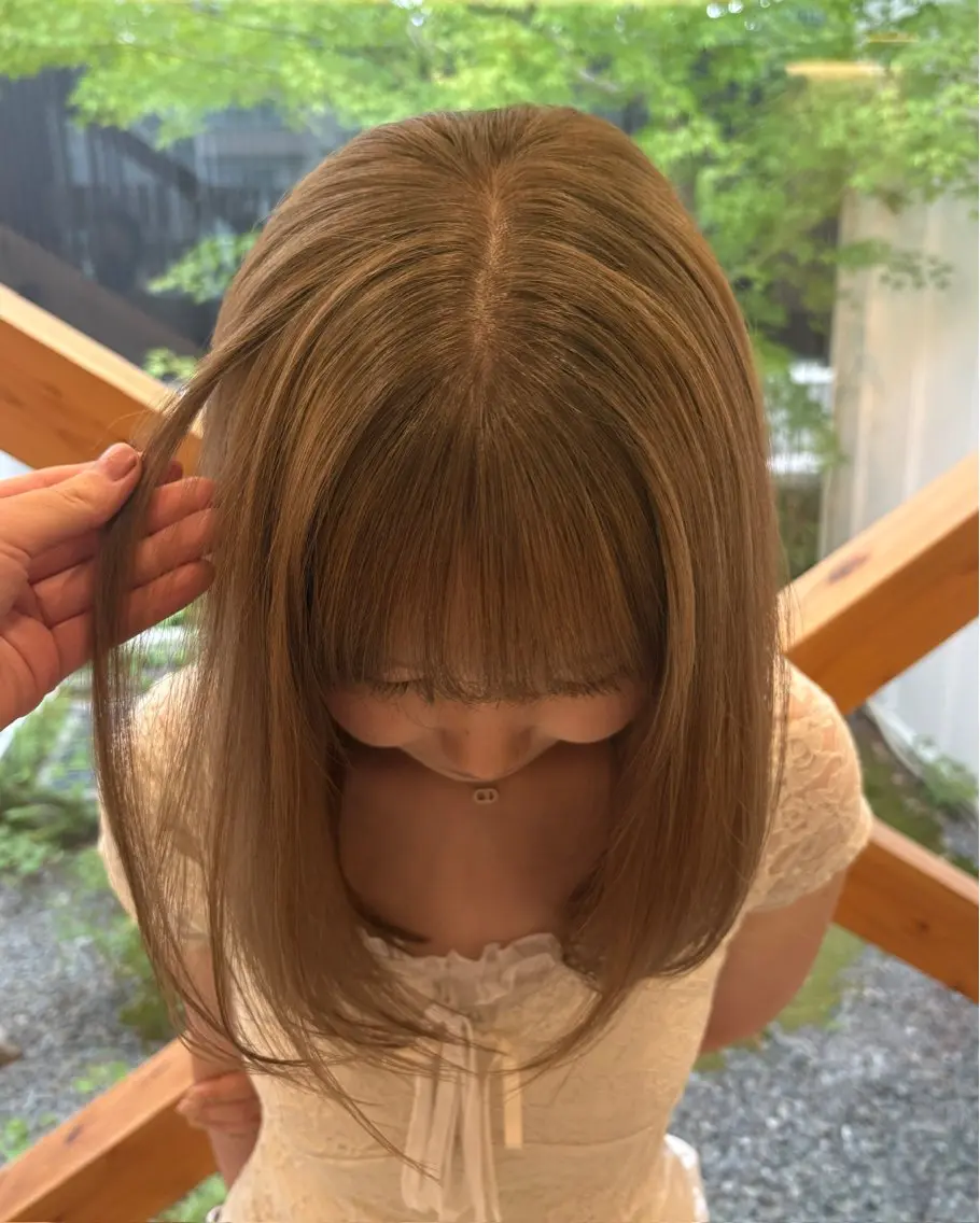 セミロング ヘアカラー TEMIL HAIR 愛莉のヘアスタイル