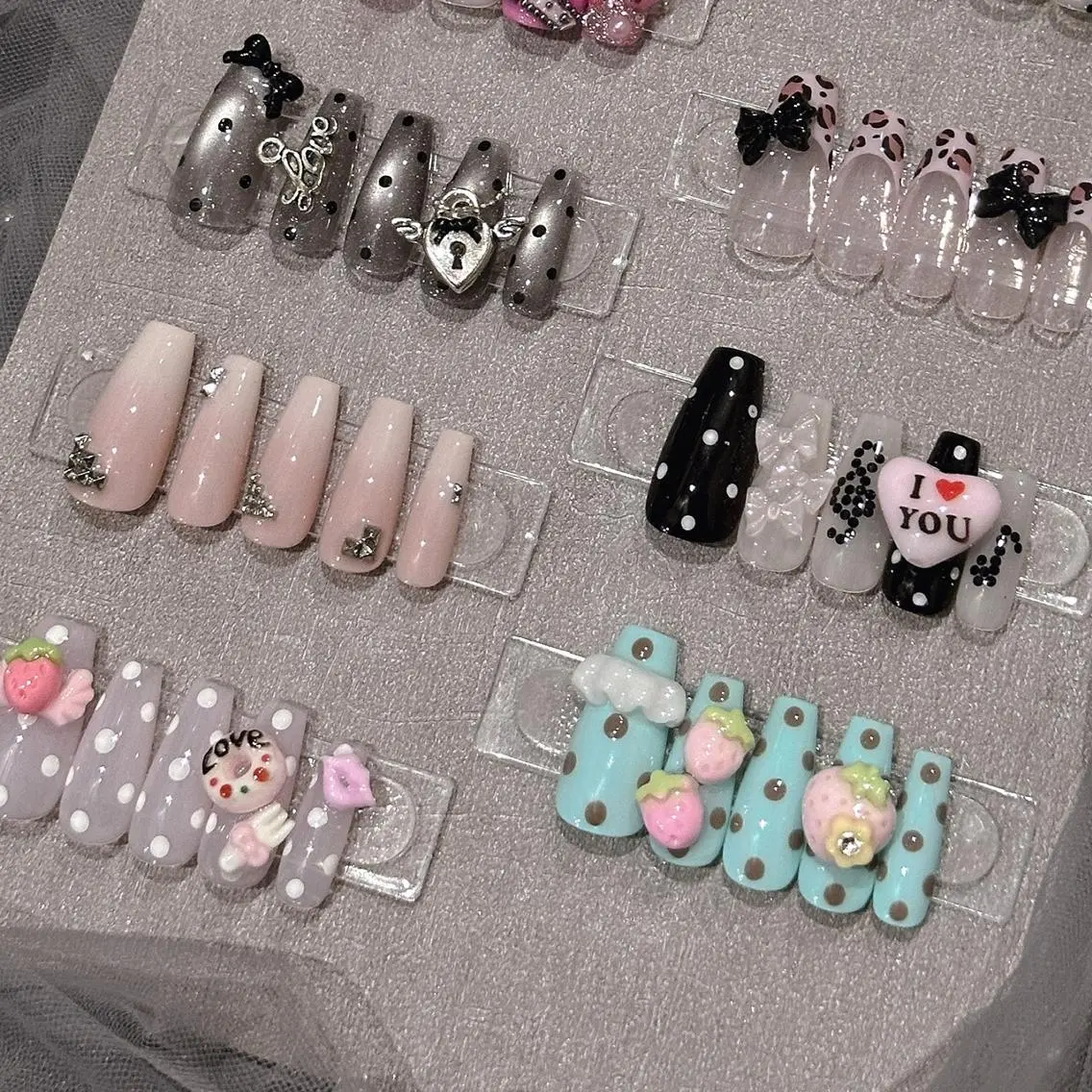 ネイル ハンドネイル Dark Honey karinのネイルデザイン