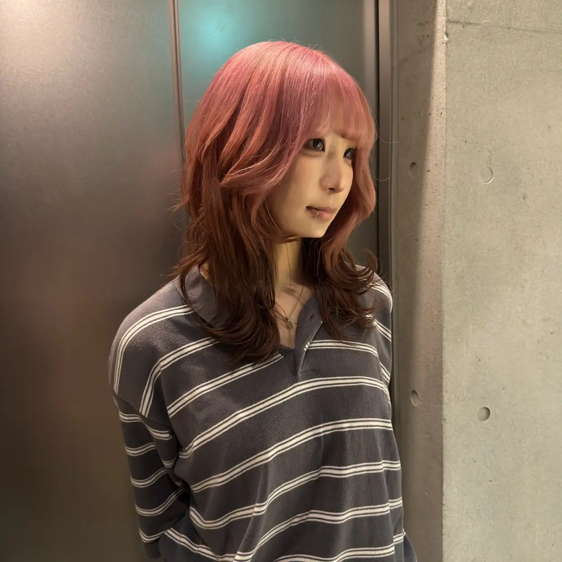 セミロング カラー ブラウンカラー ピンクカラー レイヤーカット カット ヘアカラー トリートメント 柔め透明感血色カラー 暖色/レイヤー/ゆいのヘアスタイル
