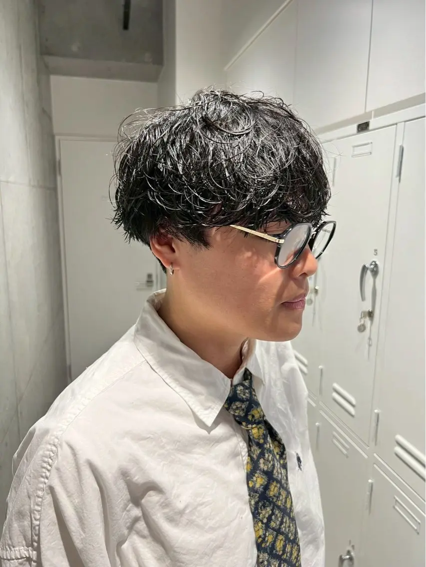 メンズ カット パーマ 槇野 皓介のヘアスタイル