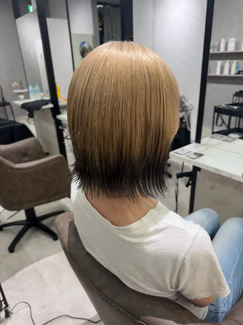 ミディアム 盛れる透明感カラー/ レイヤー/みずき🩰のヘアスタイル