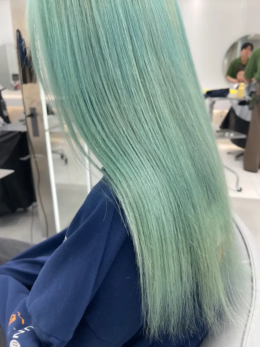 ロング カラー ブリーチ ケアブリーチ ダブルカラー ミント トリートメント /カラー/NAOKIのヘアスタイル