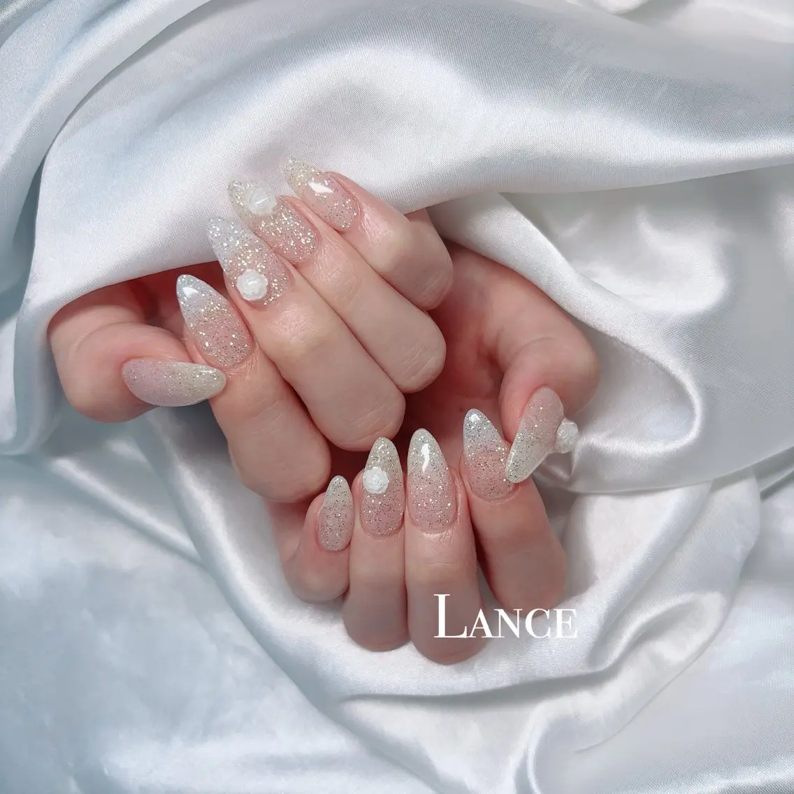 ネイル キラキラネイル 韓国ネイル マグネットネイル 春ネイル ワンホンネイル ハンドネイル Lance nailのネイルデザイン