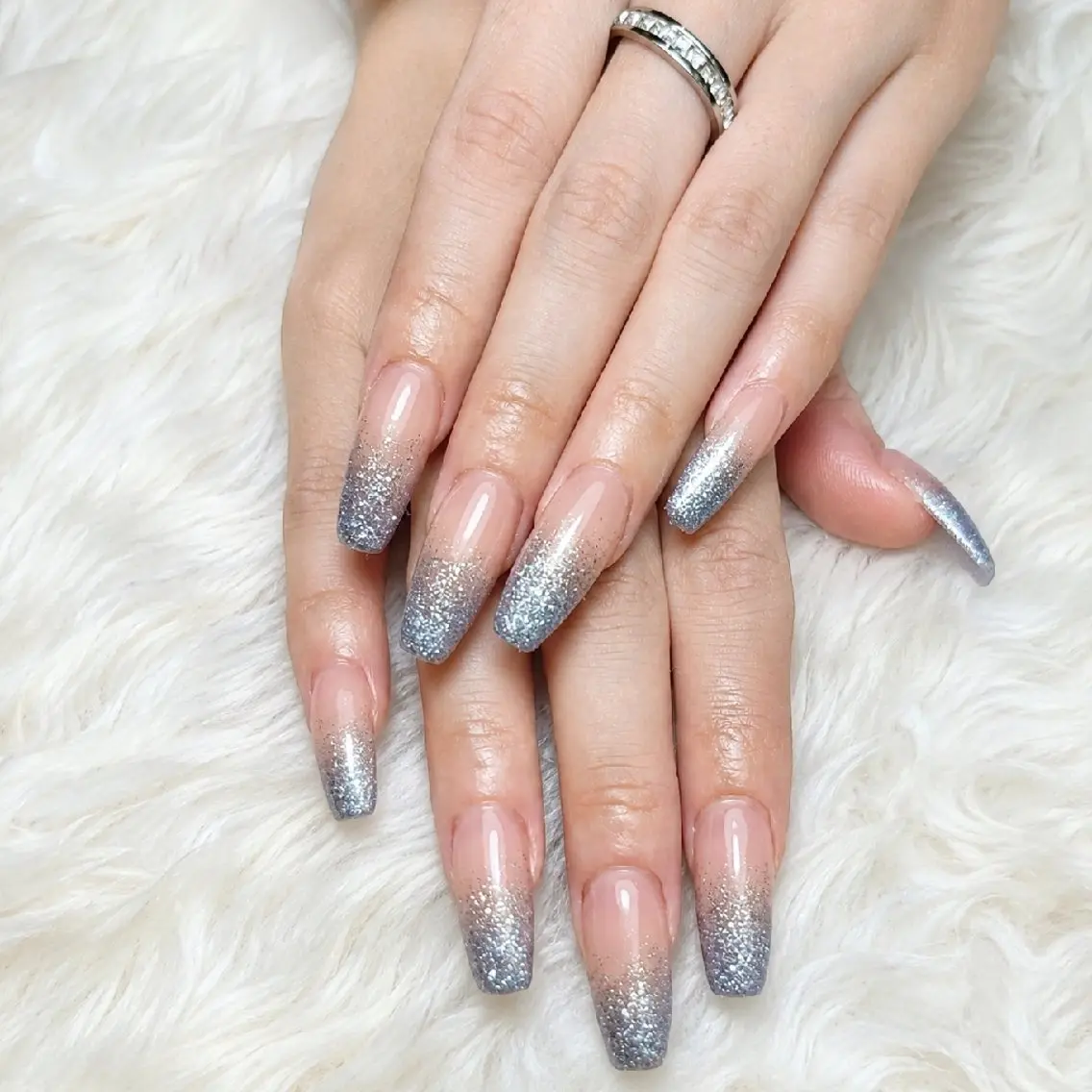 ネイル ブルー ラメ(グリッター) ピンク ピンクベージュ ハンドネイル WB,nail 🤍 KOKORO のネイルデザイン