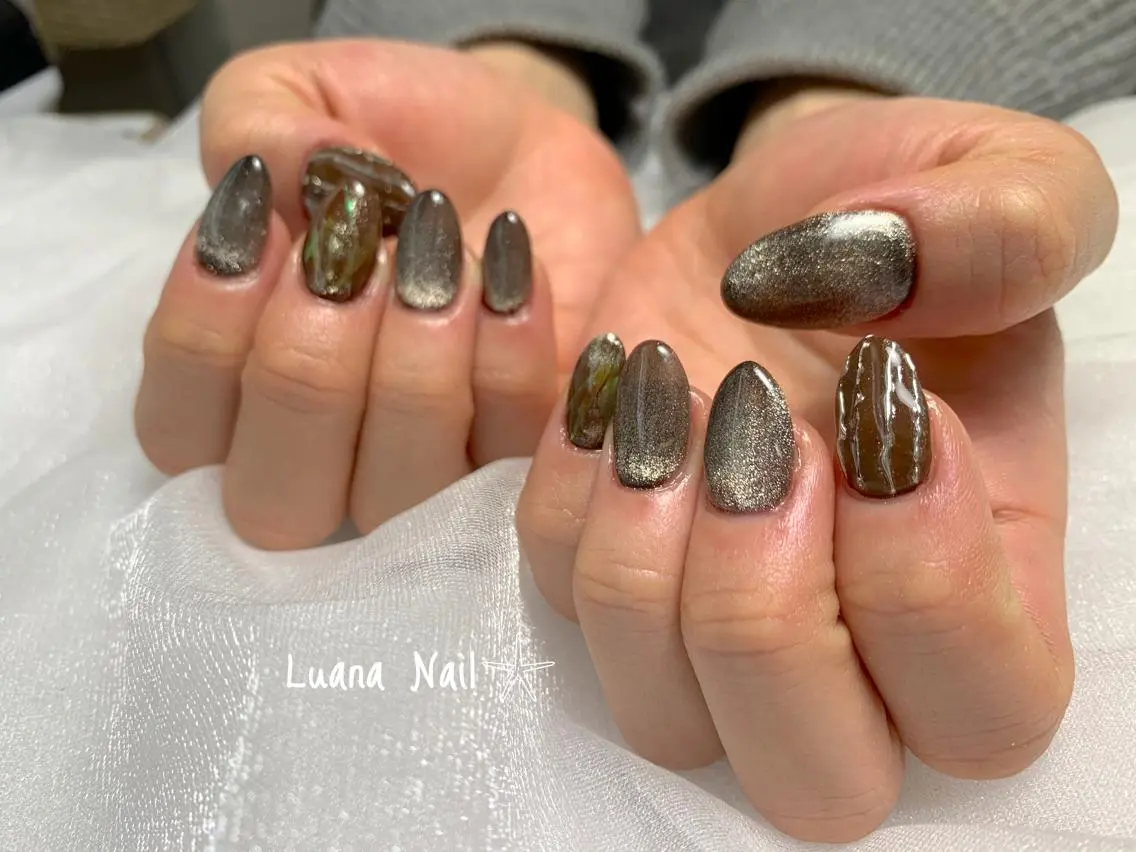 ネイル ミラーネイル ハンドネイル BeauJu by Luana Nailのネイルデザイン