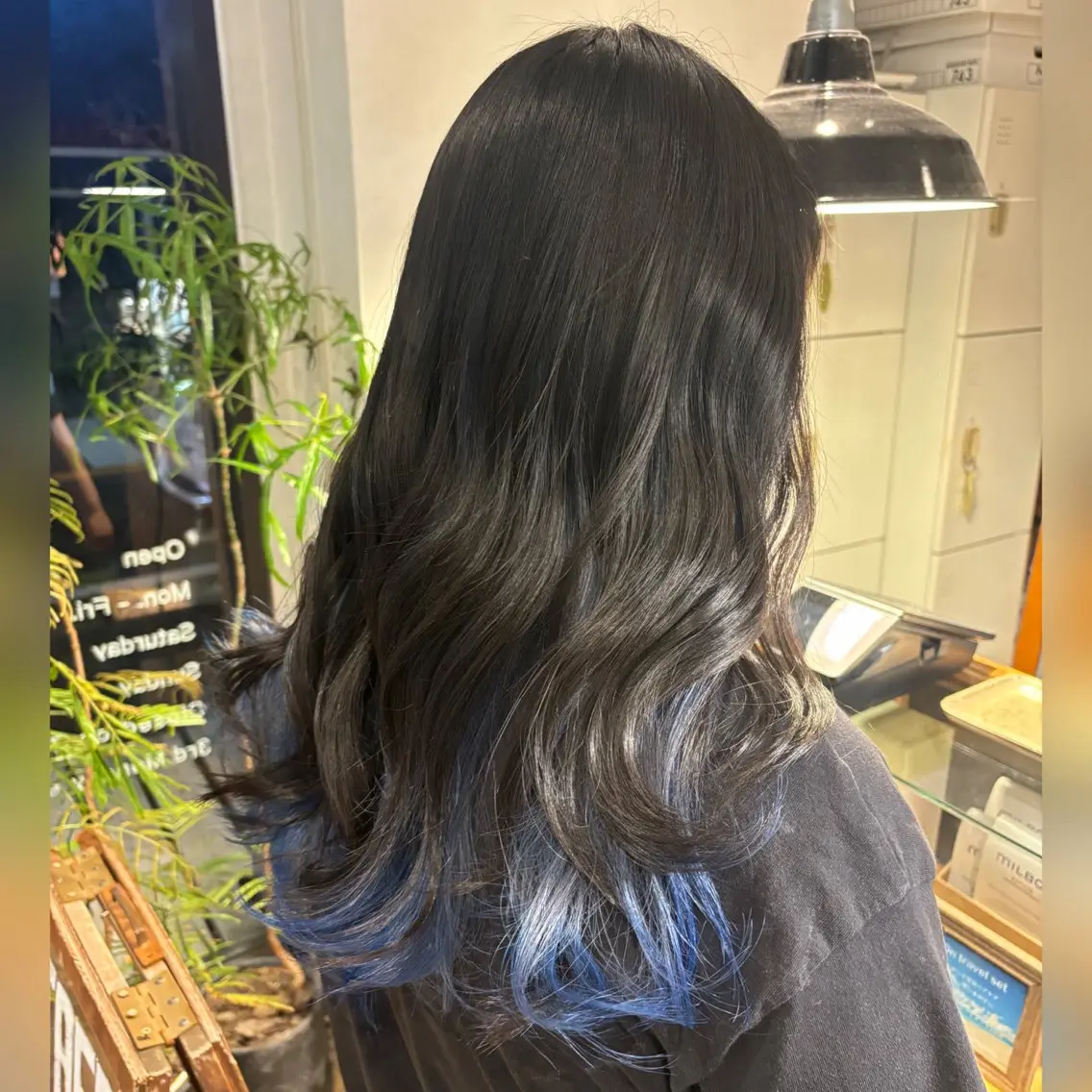 ロング カラー ブルーカラー TSUBASA 🪽のヘアスタイル