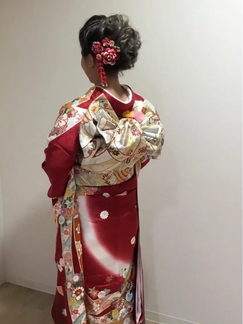 ⭐︎成人式ヘアセット着付けメニュー⭐︎(メイクなし)の写真